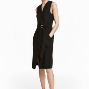 H&M Sleeveless New Black Wrap Dress